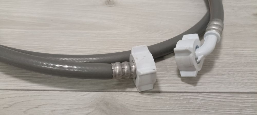 Продам 2 шланги для стіраклки, 1.5м і 2.5м НОВІ