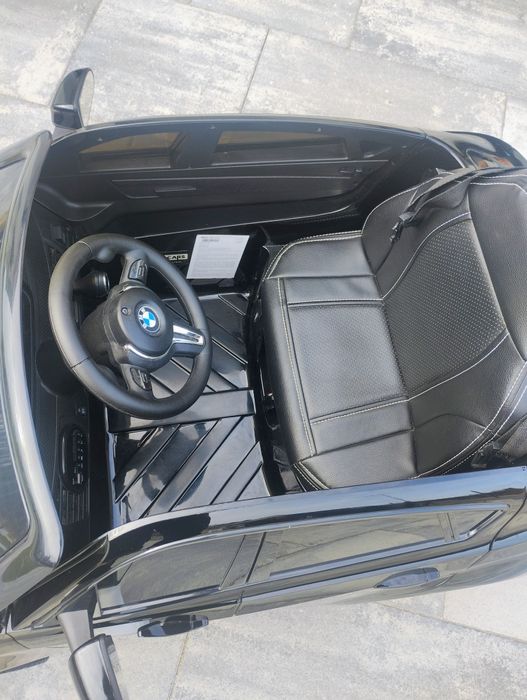 Dziecięcy samochód elektryczny Ramiz BMW X6M, stan bardzo dobry