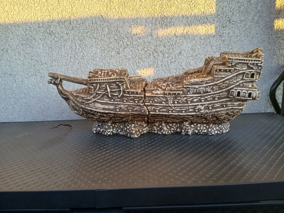 Statek ceramiczny