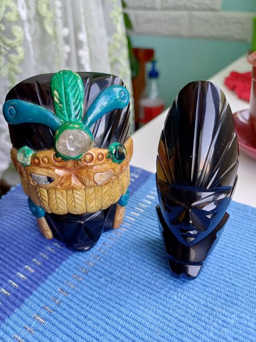 Екзотичні різні кам'яні  статуетки ацтенів,майя,тікі