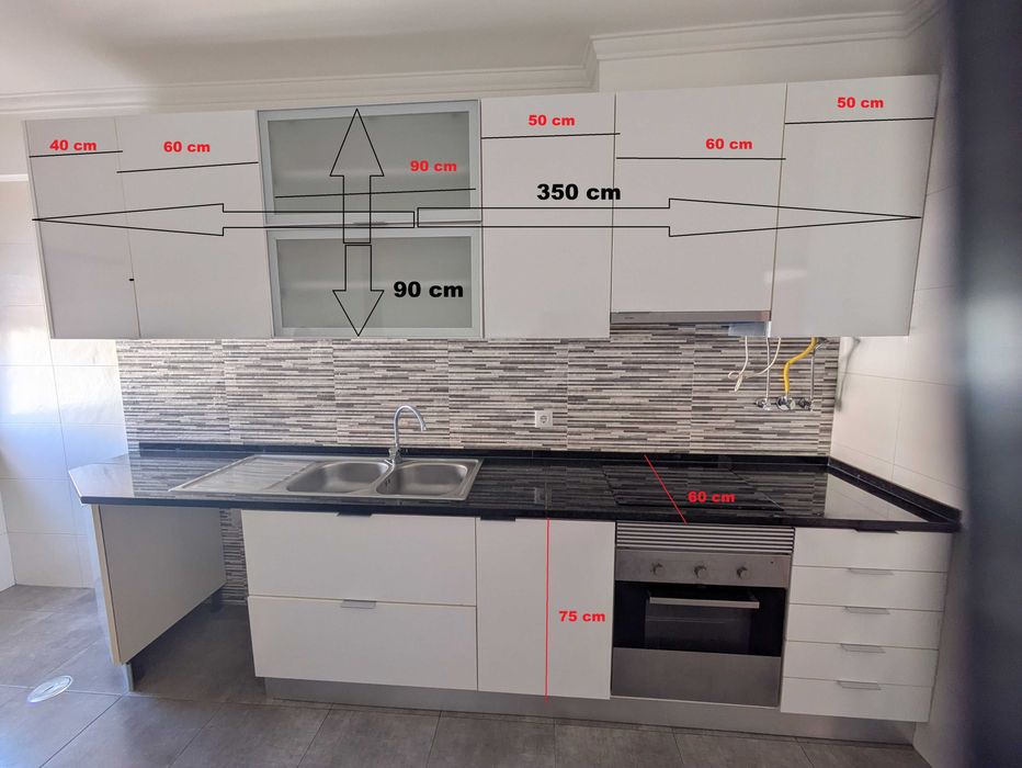 Moveis de cozinha completos em "bom estado"