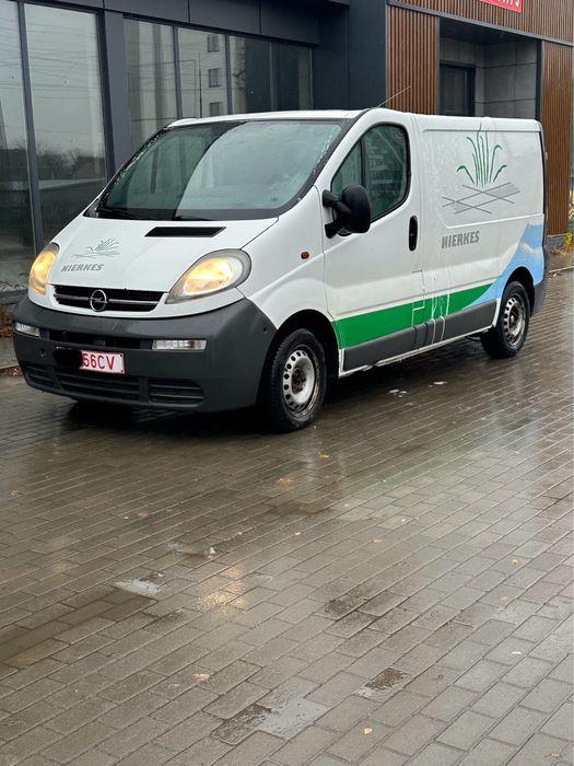 Опель віваро трафік Vavaro Trafik