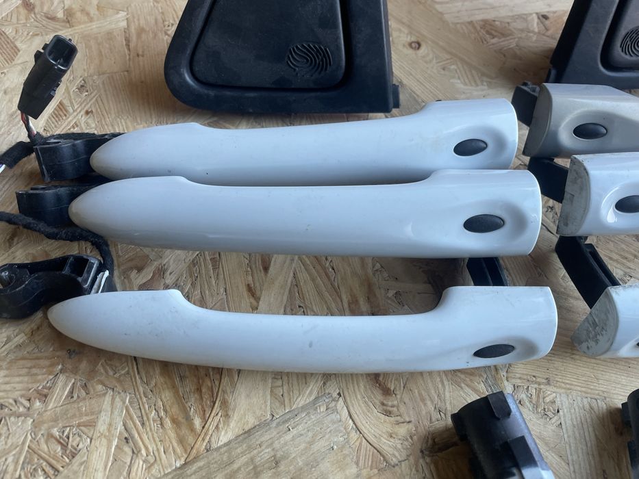 Ручка дверей Renault Zoe ручка відкривання капоту Рено Зон зовнішня