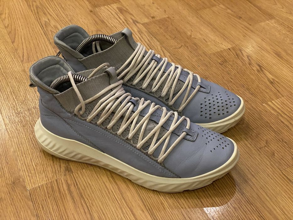 Ecco кроссовки женские 41 (26-26,3см) clarks camper