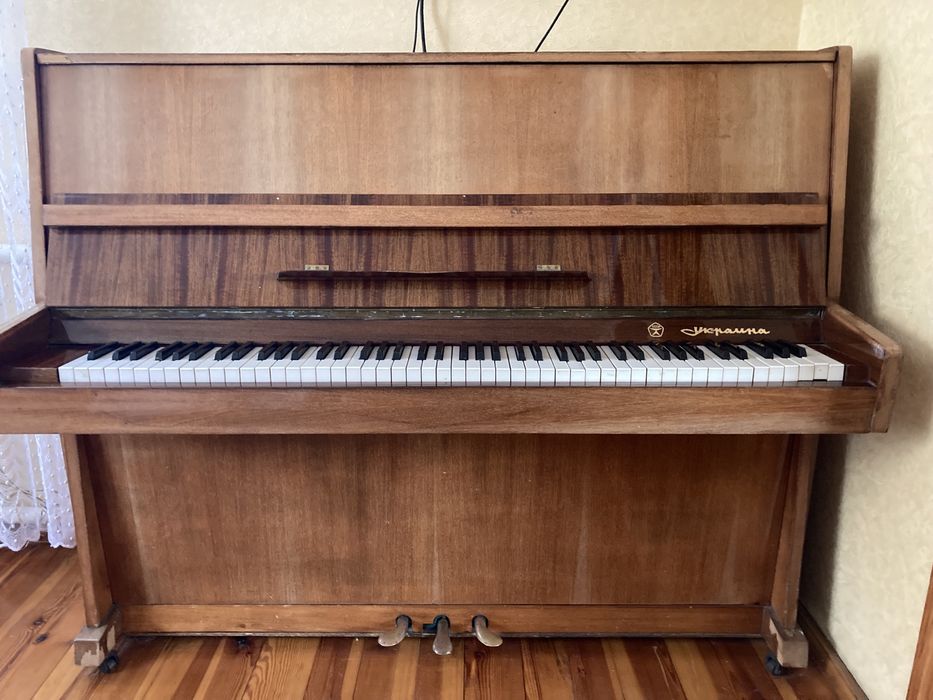 Піаніно Україна б/у