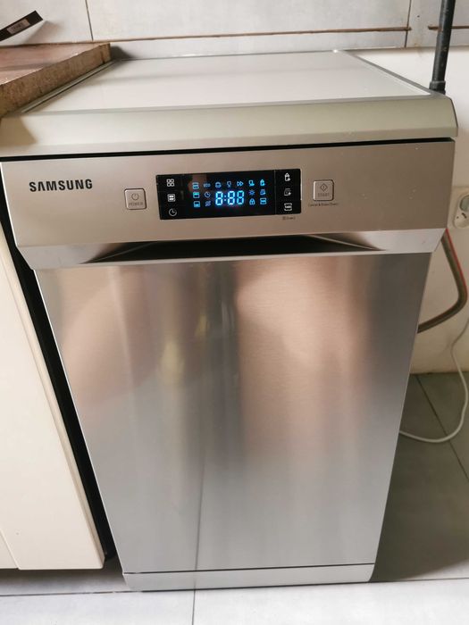 Z gwarancją zmywarka Samsung.