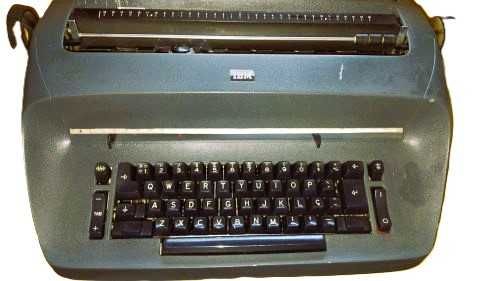 Máquina de escrever  IBM  modelo 63
