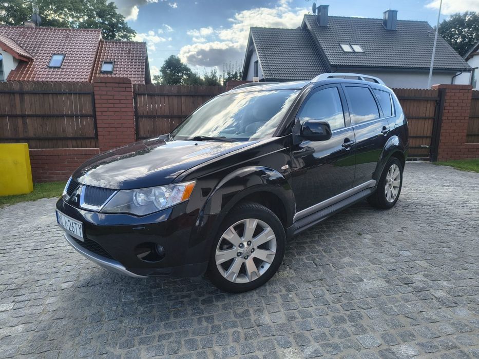 *** MITSUBISHI OUTLANDER 4x4 2.0 Diesel 140 KM 2009 rok 7 osobowy HAK ***