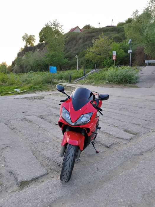 Honda CBR 600 F4i    A2