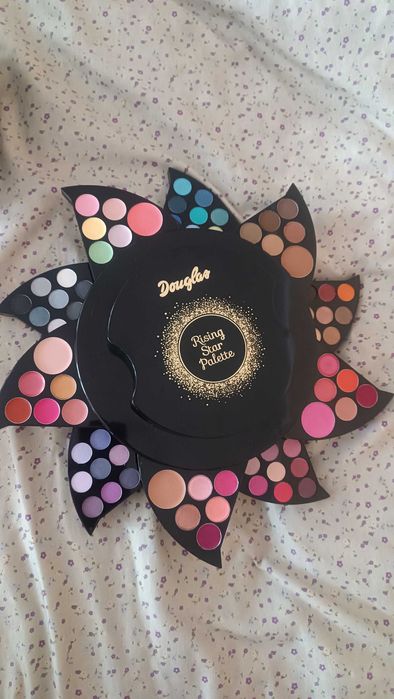 Zestaw paletka Douglas