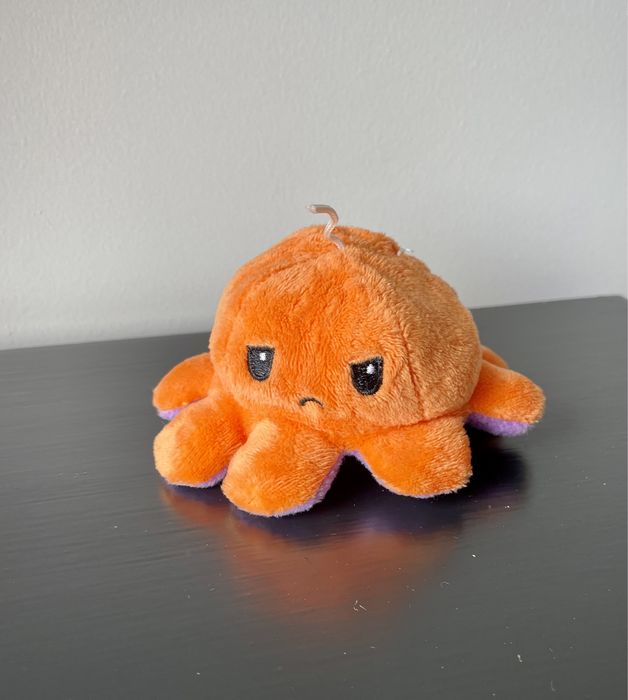 Pequeno peluche reversível de polvo425606905888122883