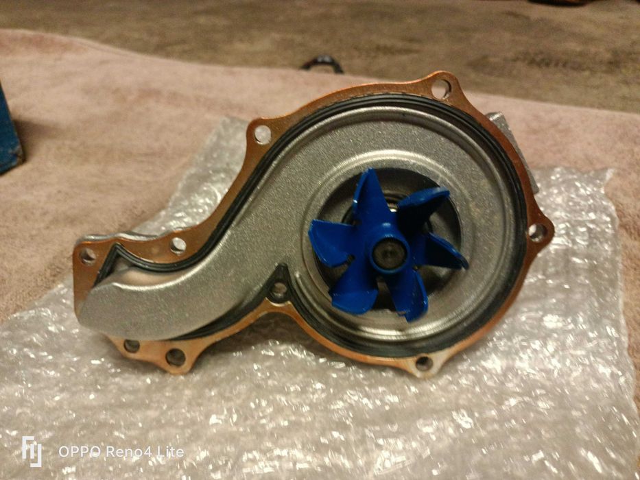 Pompa wody VW,AUDI,SEAT,FORD 1,9 TDI,  SKF VKPC 81410 NOWA