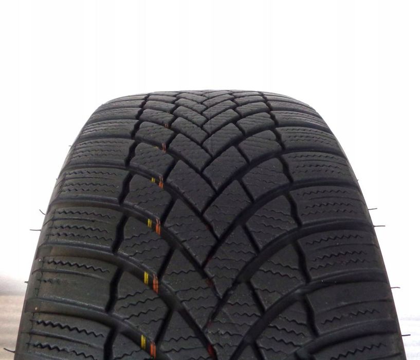 Opony Zimowe 215/45/18 Bridgestone Blizzak Lm005 215/45r18 2x 2020 r