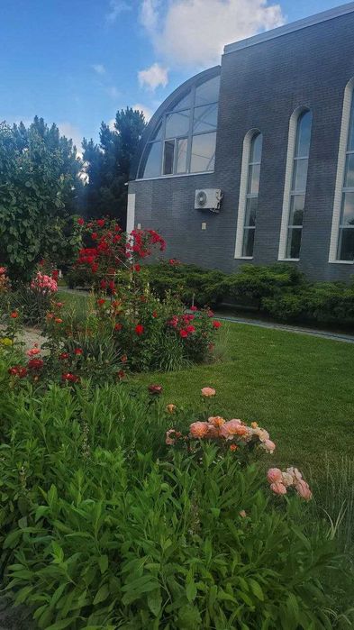 ВПЕРВЫЕ! Продам КАЧЕСТВЕНЫЙ ДОМ, 300м2+гараж, подвал, ДВОР 15 соток AB