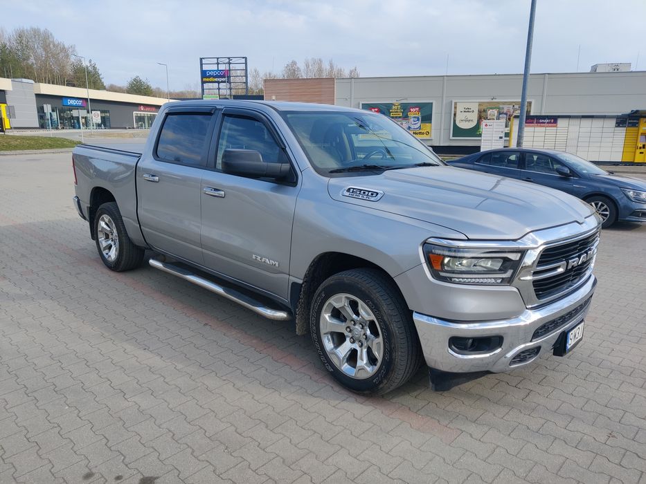 Ram 1500 bighorn 2020 5,7 crew cab
