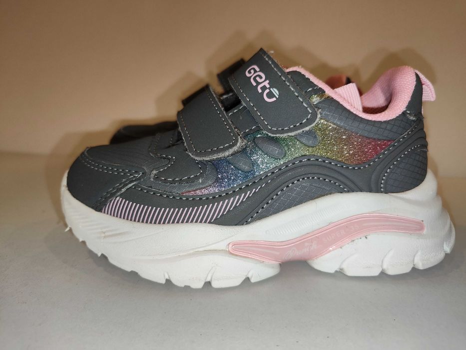 Śliczne, mega wygodne, jak nowe, dziewczęce buciki rozmiar 25