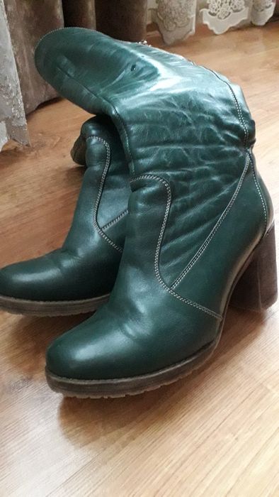 Стильні високі ботінки ,і жіночі