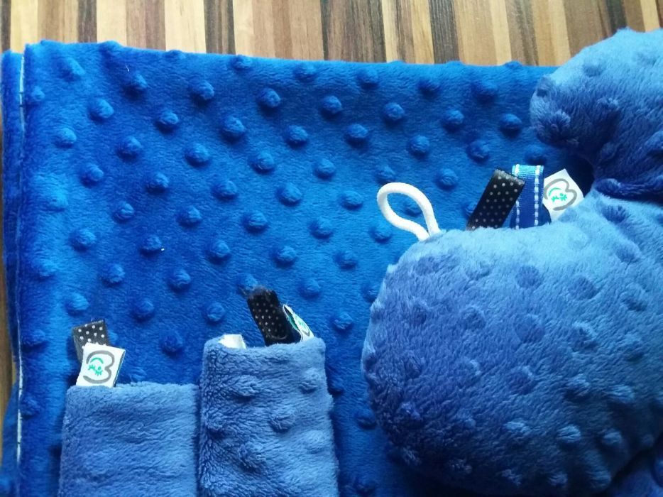 Zestaw Minky w wąsy i kapelusze