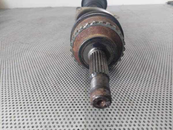 Transmissão frente esquerda RENAULT Clio II (BB0/1/2_, CB0/1/2_)