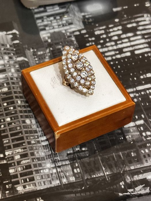 Жіночі  каблучки  з червоного золота 585*проба.