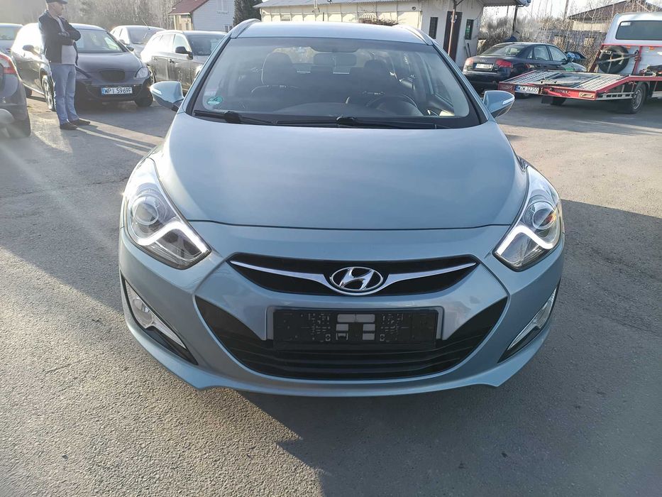 Ładny Hyundai i40 benzyna klima super stan