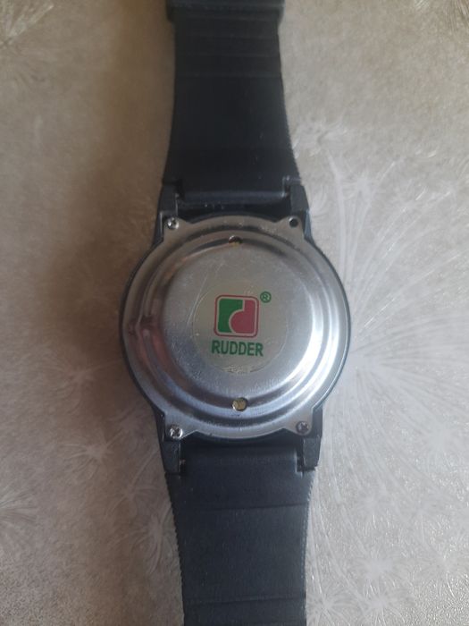 Часы говорящие с кукушкой.