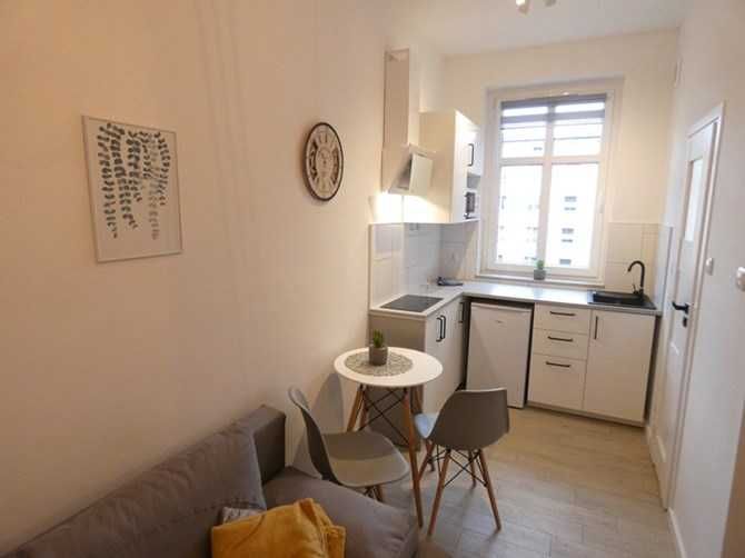 Do wynajęcia jasne studio, Jagiellońska 34, BRAK PROWIZJI