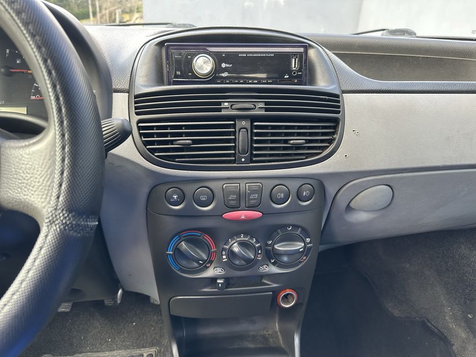Fiat punto 1.2 ano 2000