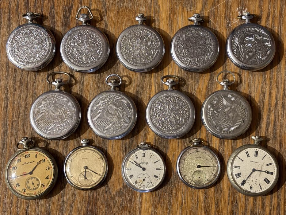 Чоловічі кішенькові годинники(карманние часи)*Молнія*період ссср.Живі.