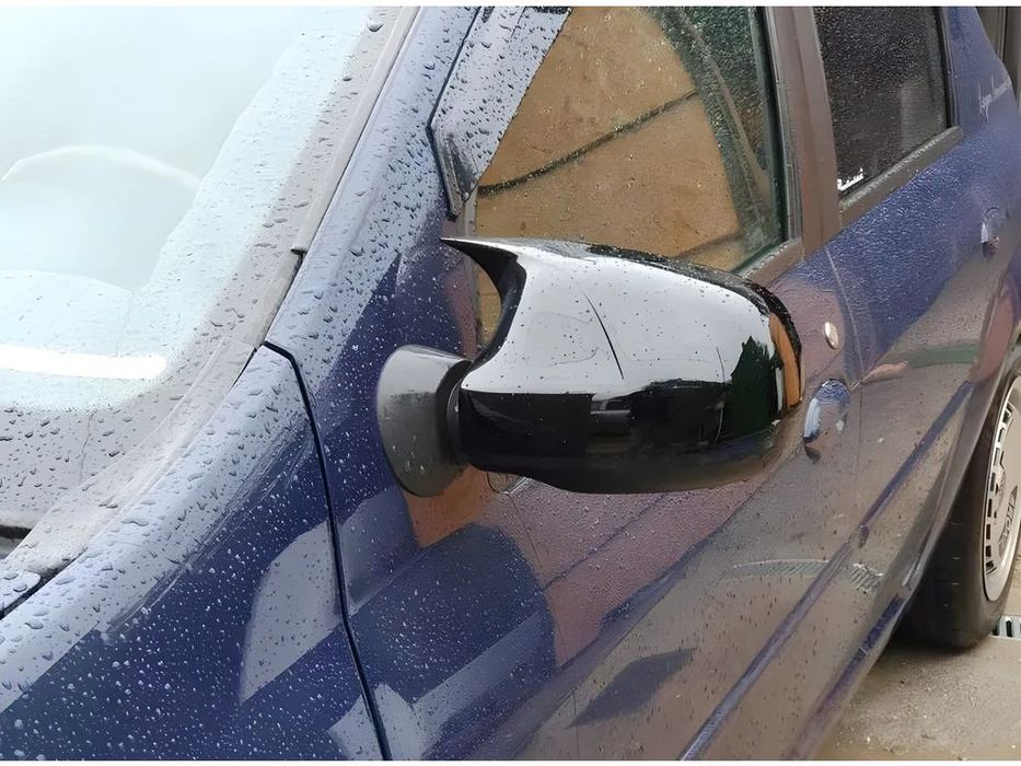 Renault Sandero 2007-2013 рр. Накладки на дзеркала BMW-Style (2 шт)