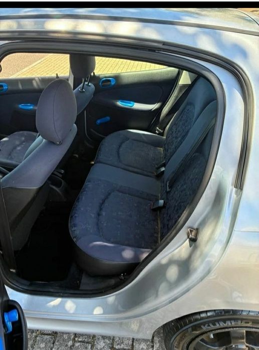 Peugeot 206 em bom estado