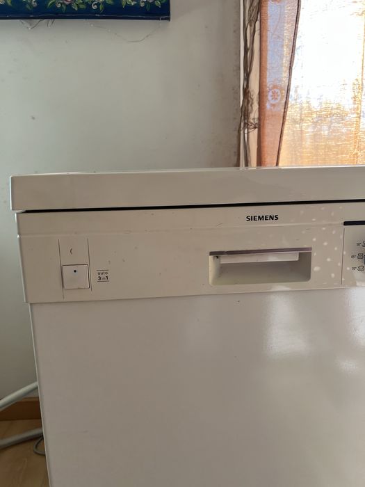 Máquina de Lavar Louça Siemens – Sistema Auto 3in1 – Excelente Estado