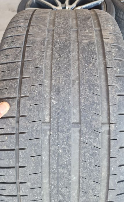 Forzza Collection 19” przód 8.5J tył 9.5JET3