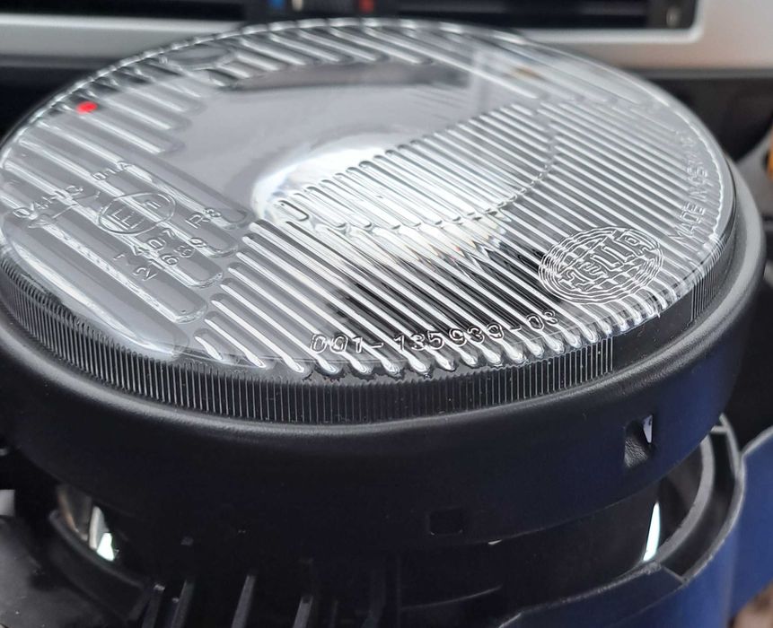 Polerowanie lamp, regeneracja, otwieramy reflektory, pranie tapicerki