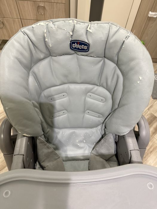 Стілець для годування Chicco Poly Magic