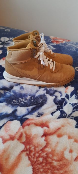 Botas da nike usadas e em bom estado