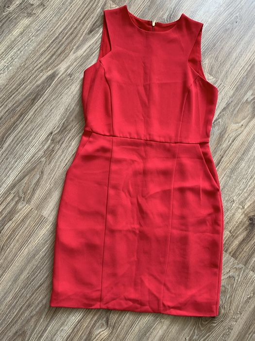 Жіночі сукні.