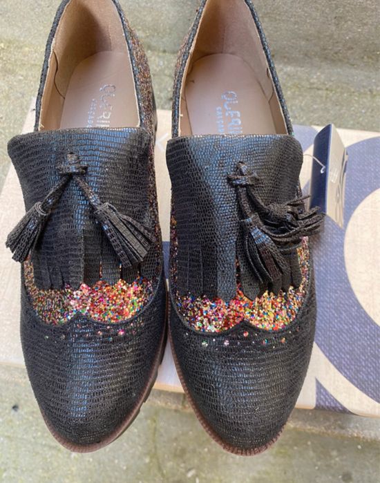 Sapatos mulher novos