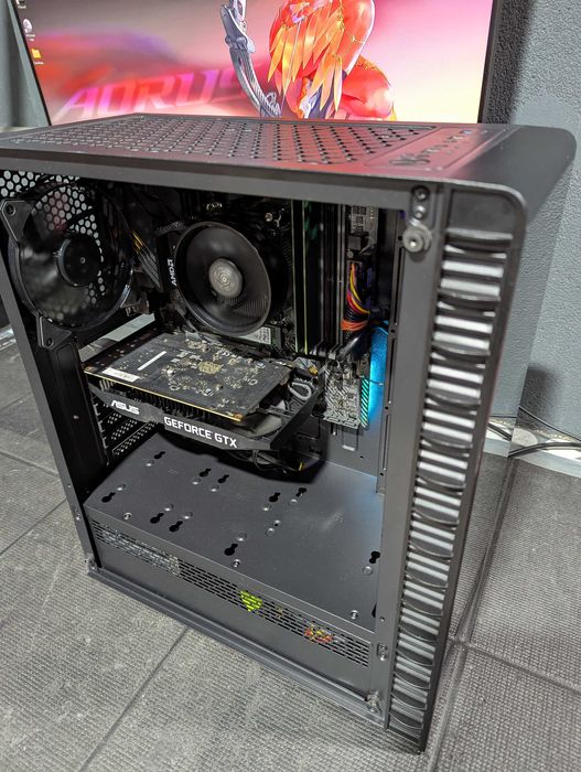 Torre Gaming Ryzen 5 + GTX 1650 (pronta a usar)