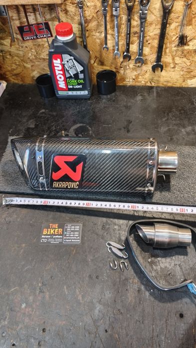 Глушитель Akrapovic карбон
