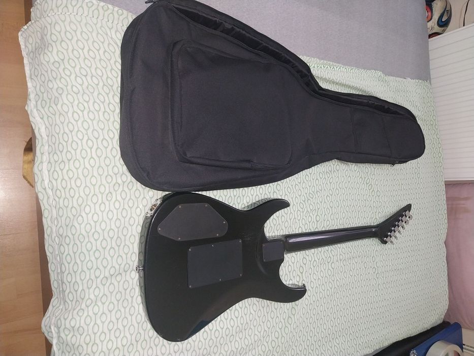 Elektryczna gitara Mayones