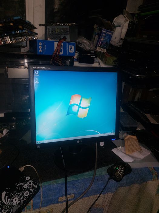 Монітор LG 17"  супер