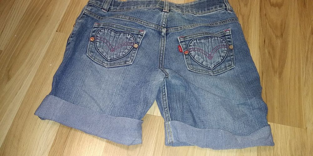 Spodenki levis