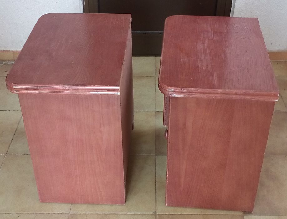 2x Mesinhas Cabeceira
