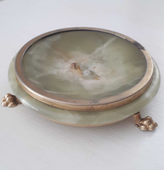 Mini PATERKA na lwich nóżkach z kamienia ONYKS