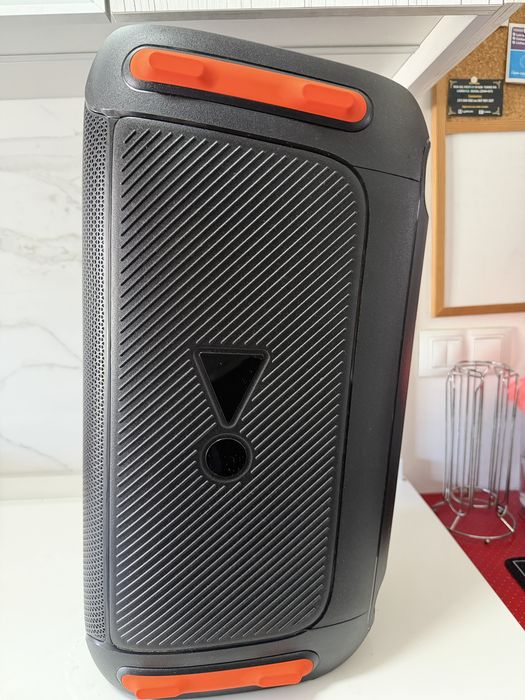Coluna PartyBox JBL 110
