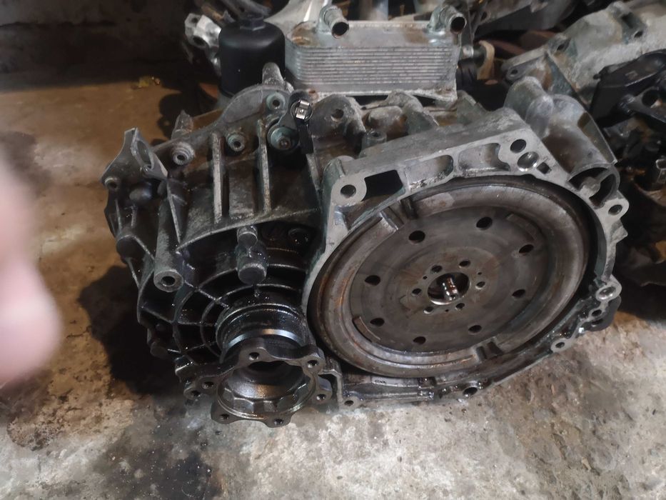 АКПП коробка Audi VW Passat Golf Touran Jetta 2.0 TDI 02E301103F