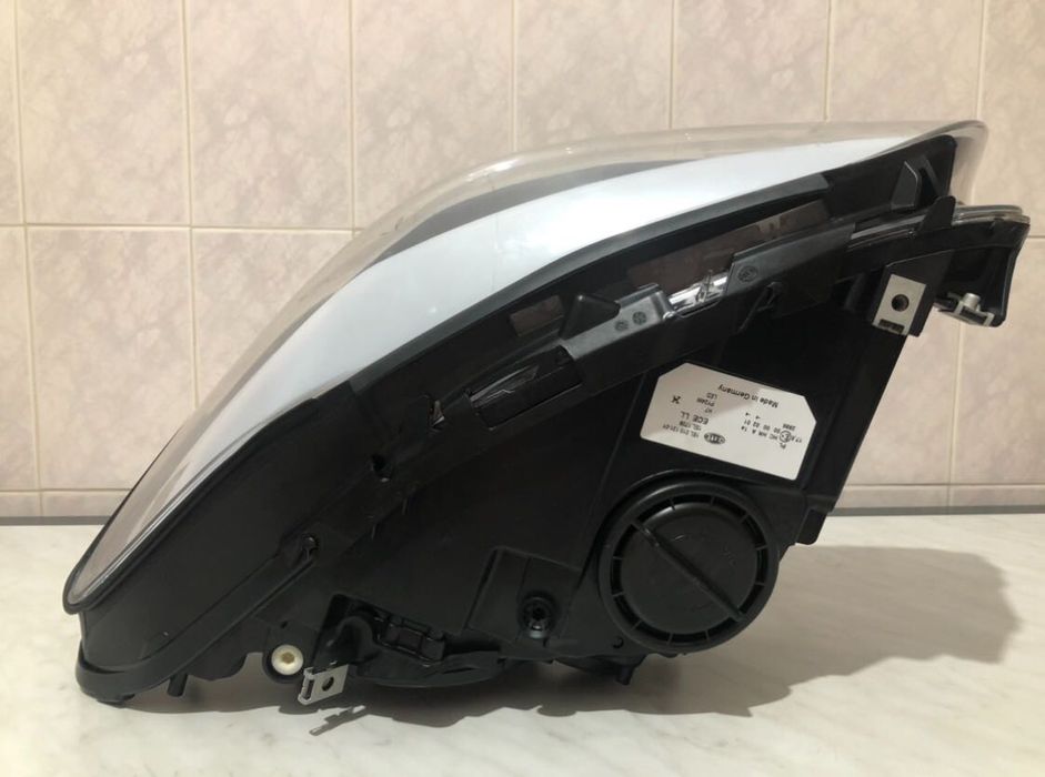 Ótica BMW Nova Lado Esquerdo