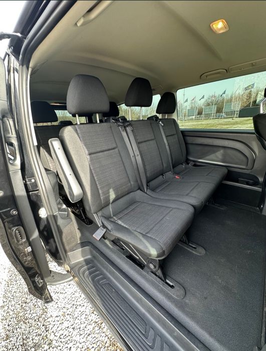 Wynajem busów 9 osobowych Mercedes Vito automat
