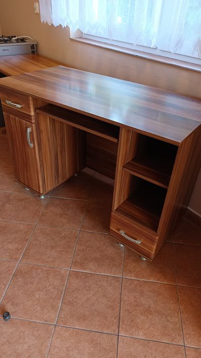 Meble (zestaw) dla dziecka (młodzieży)